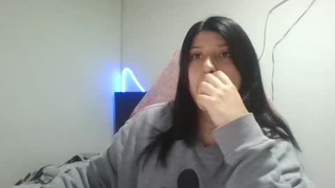 lady online show from 15, 4, 2026