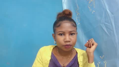 Snapshot of hasleyinah chatting on 28, 6, 2026 hasleyinah online show from 28, 6, 2026