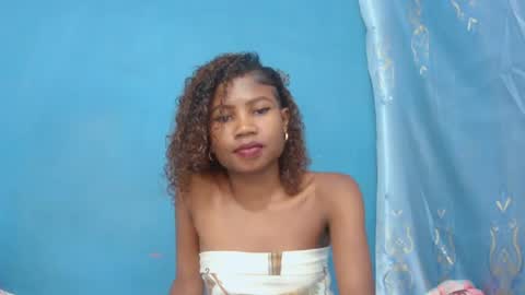 Snapshot of hasleyinah chatting on 10, 7, 2026 hasleyinah online show from 10, 7, 2026