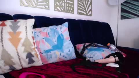 Snapshot of hat_girl chatting on 11, 2, 2025 Nicole online show from 11, 2, 2025