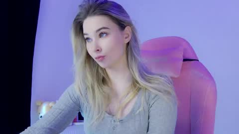 Anna online show from 13, 4, 2026