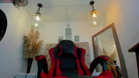 HATHOR OLD online show from 4, 12, 2025