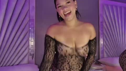 Snapshot of hatsajones chatting on 24, 6, 2026 hatsajones online show from 24, 6, 2026