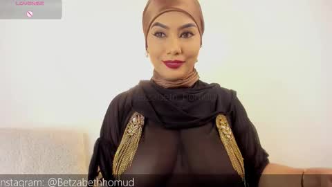 Snapshot of hayat_alcaraz chatting on 5, 2, 2026 Hayat online show from 5, 2, 2026