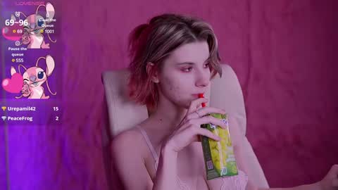 haylaamber online show from 2, 2, 2025