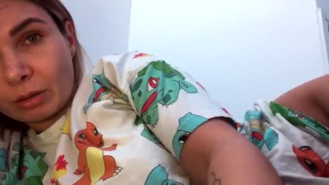 Snapshot of hayle_emmie chatting on 23, 10, 2025 Hayle online show from 23, 10, 2025