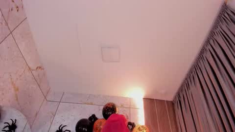 Snapshot of haylenpark chatting on 19, 10, 2025 haylenpark online show from 19, 10, 2025