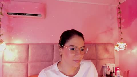 Snapshot of haylenpark chatting on 26, 10, 2025 haylenpark online show from 26, 10, 2025