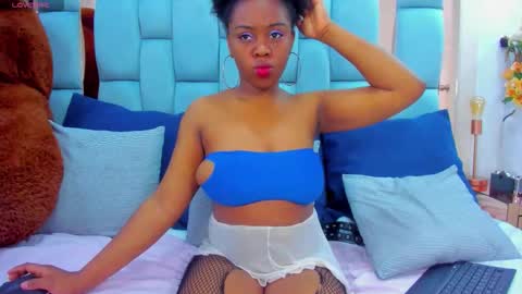 hazel_lanee online show from 15, 3, 2026
