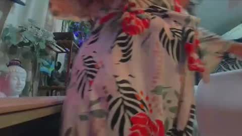 Hazel online show from 18, 10, 2025