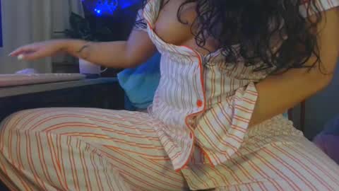 Hazel online show from 14, 7, 2026