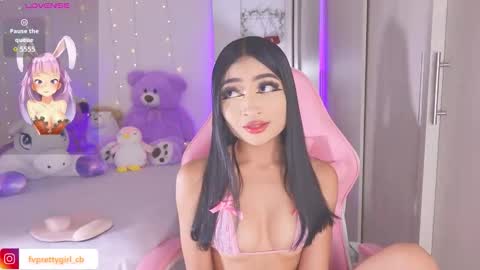 Snapshot of hazelbabee_ chatting on 19, 11, 2025 Lynn online show from 19, 11, 2025