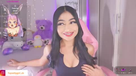 Snapshot of hazelbabee_ chatting on 26, 11, 2025 Lynn online show from 26, 11, 2025