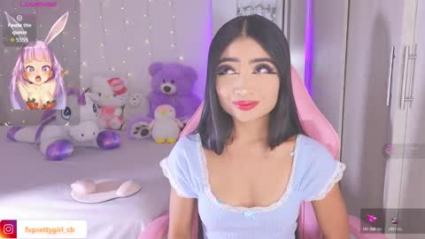 Snapshot of hazelbabee_ chatting on 4, 2, 2026 Lynn online show from 4, 2, 2026