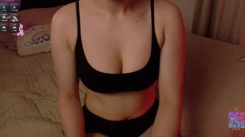 hazelhayess online show from 11, 5, 2026