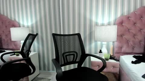 Snapshot of hazelmoret chatting on 21, 2, 2025 HazelMoret online show from 21, 2, 2025