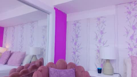 Snapshot of hazelmoret chatting on 26, 9, 2025 HazelMoret online show from 26, 9, 2025