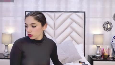Snapshot of hazelmoret chatting on 13, 5, 2026 HazelMoret online show from 13, 5, 2026