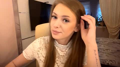 Mona online show from 9, 11, 2025