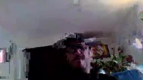 Snapshot of heartofadog604 chatting on 11, 1, 2025 MT online show from 11, 1, 2025