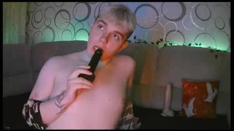 Snapshot of heatctrl chatting on 1, 3, 2026 Justin online show from 1, 3, 2026