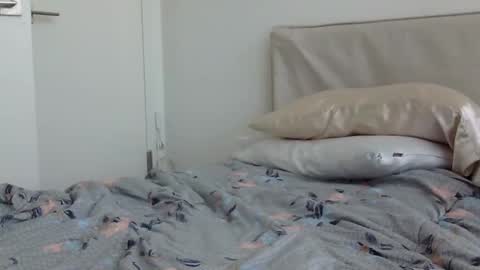 Snapshot of heatwavee chatting on 9, 2, 2025 heatwavee online show from 9, 2, 2025