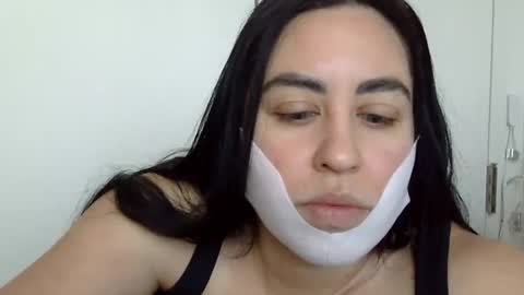 Snapshot of heatwavee chatting on 15, 2, 2025 heatwavee online show from 15, 2, 2025