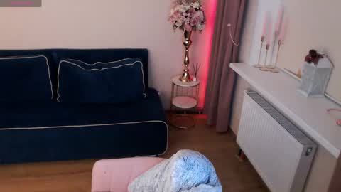 Heaven girl online show from 18, 4, 2026