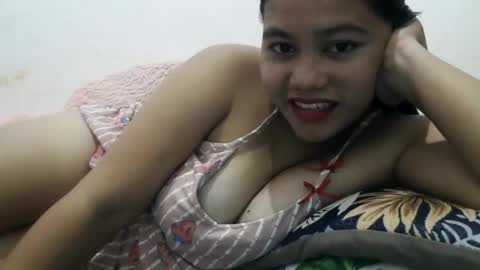 Snapshot of heavenlyeyes69 chatting on 11, 1, 2026 heavenlyeyes69 online show from 11, 1, 2026