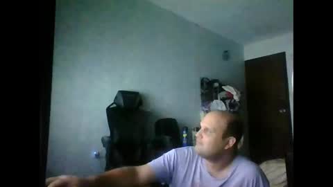 Snapshot of heavy_rebellxc chatting on 24, 10, 2025 Heavy Rebell online show from 24, 10, 2025