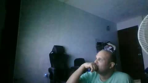 Snapshot of heavy_rebellxc chatting on 22, 11, 2025 Heavy Rebell online show from 22, 11, 2025