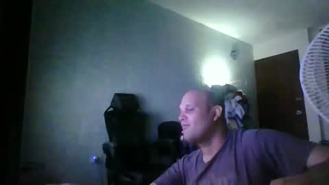 Snapshot of heavy_rebellxc chatting on 26, 11, 2025 Heavy Rebell online show from 26, 11, 2025