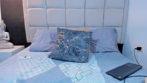 Keira Hecate online show from 9, 1, 2025