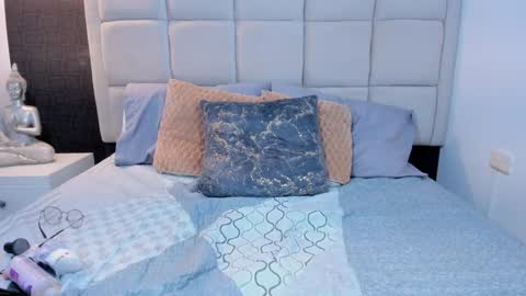 Keira Hecate online show from 14, 1, 2025