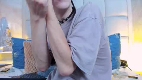 Keira Hecate online show from 17, 10, 2025