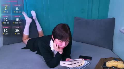 HEEJIN online show from 9, 3, 2026