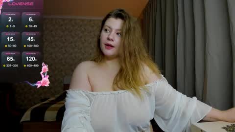 Snapshot of heelga chatting on 24, 11, 2025 heelga online show from 24, 11, 2025