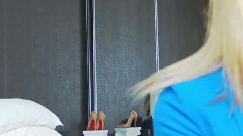 Snapshot of hefner_girl chatting on 6, 12, 2024 Helen online show from 6, 12, 2024