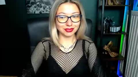 Snapshot of heidi_pleasure chatting on 20, 7, 2026 Heidi online show from 20, 7, 2026