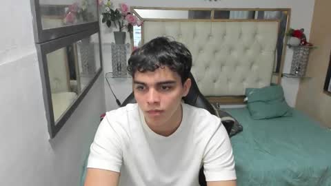 Snapshot of heiker_ chatting on 25, 9, 2025 heiker_ online show from 25, 9, 2025