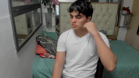 Snapshot of heiker_ chatting on 20, 10, 2025 heiker_ online show from 20, 10, 2025
