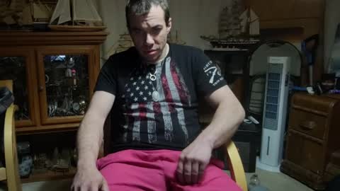 xxScubaStevexx online show from 7, 4, 2026