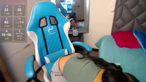 Snapshot of helen_rossy chatting on 5, 12, 2025 Helen online show from 5, 12, 2025