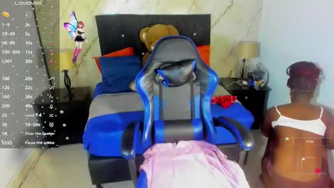 Snapshot of helena_copper chatting on 26, 11, 2025 HELENA COPPER online show from 26, 11, 2025