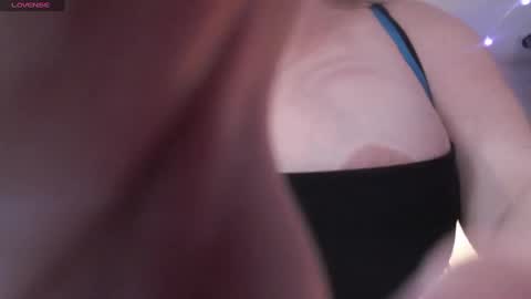 Helena Hope online show from 10, 3, 2025