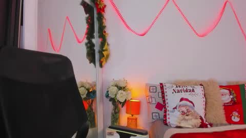 Snapshot of helena_santos01 chatting on 14, 11, 2025 Helena Santos online show from 14, 11, 2025