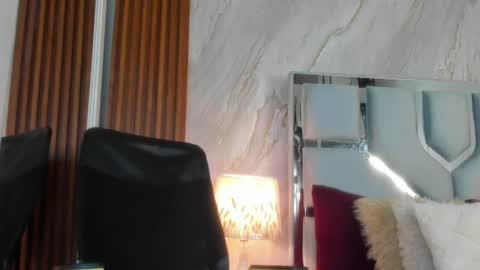 Snapshot of helena_santos01 chatting on 17, 7, 2026 Helena Santos online show from 17, 7, 2026
