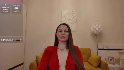 Snapshot of helenbenit chatting on 29, 4, 2026 Helen online show from 29, 4, 2026