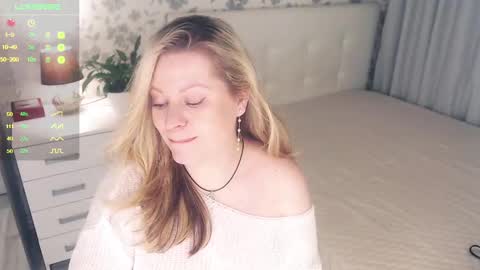 Snapshot of helenbonham chatting on 9, 1, 2025 Helena Bonham online show from 9, 1, 2025