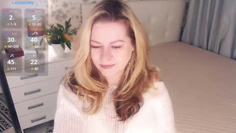 Snapshot of helenbonham chatting on 4, 2, 2025 Helena Bonham online show from 4, 2, 2025